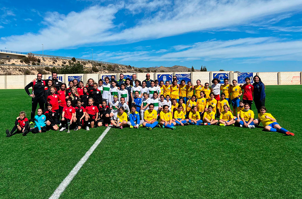Plaza de Argel, vencedor del torneo femenino de fútbol “Ciudad de El Campello”