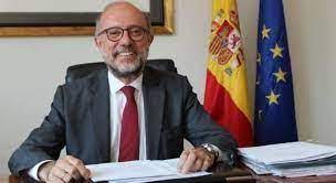 El embajador de España en México facilita al Ayuntamiento de El Campello el certificado de la defunción de Rafael Altamira